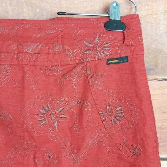 🍄3/50$🍄 Chlorophylle embroidered stretch skirt - Picture 4 of 6